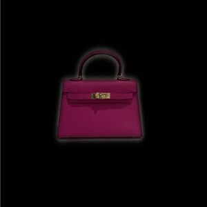 Elegant Pink Handbag